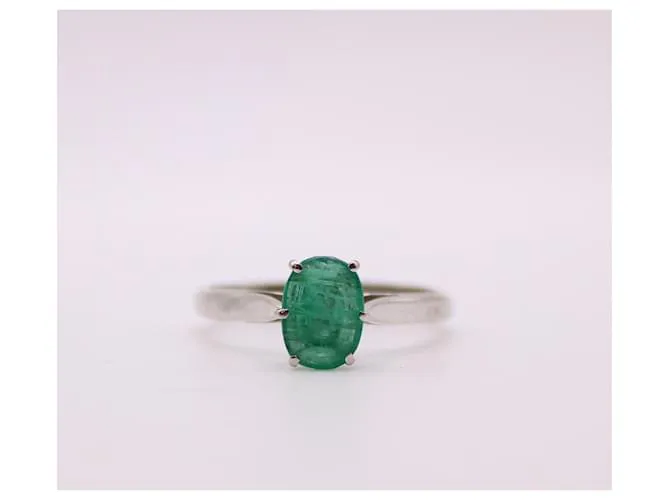 Autre Marque Anillo solitario con oro blanco esmeralda 750%O Verde Hardware de plata 