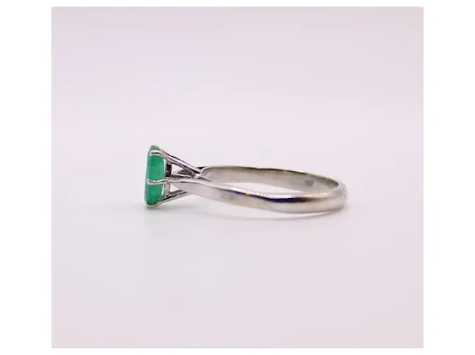 Autre Marque Anillo solitario con oro blanco esmeralda 750%O Verde Hardware de plata 