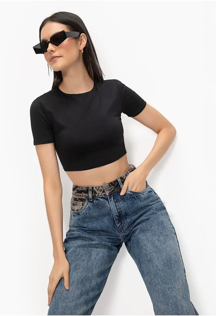 Blusa basica crop para mujer