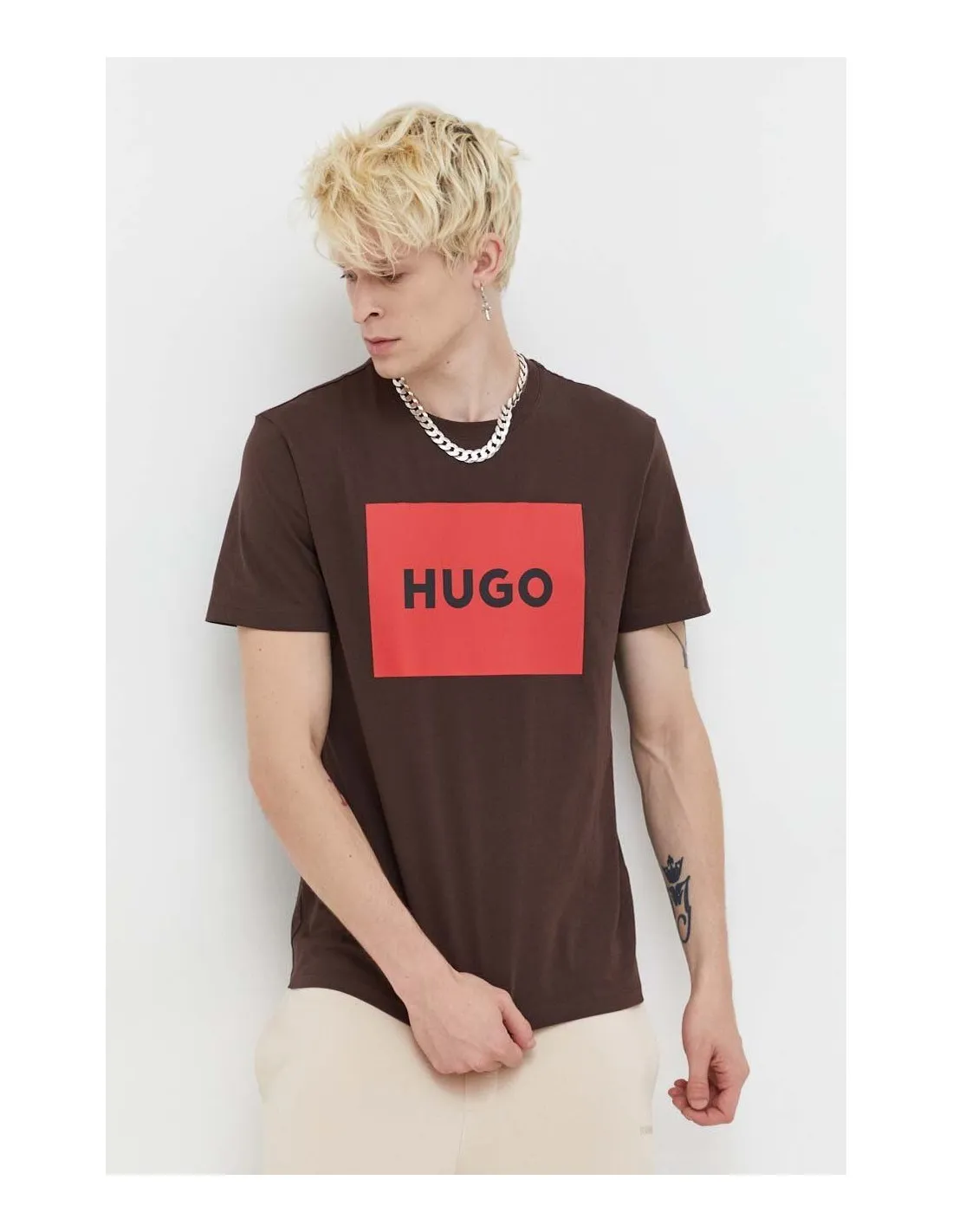 Camiseta regular fit en punto de algodón con logo estampado de Hugo