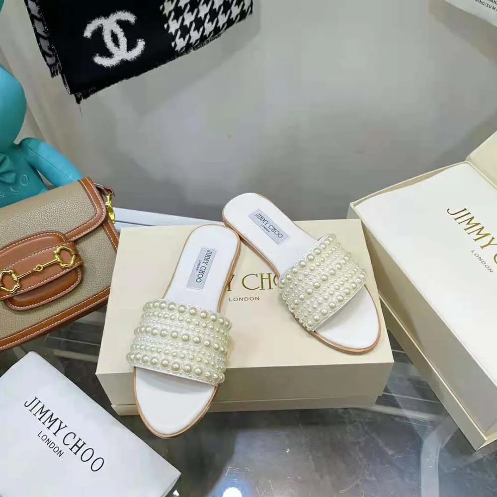 Jimmy Choo Mujer Minea Flat Bailarinas de satén blanco con perlas en toda la prenda