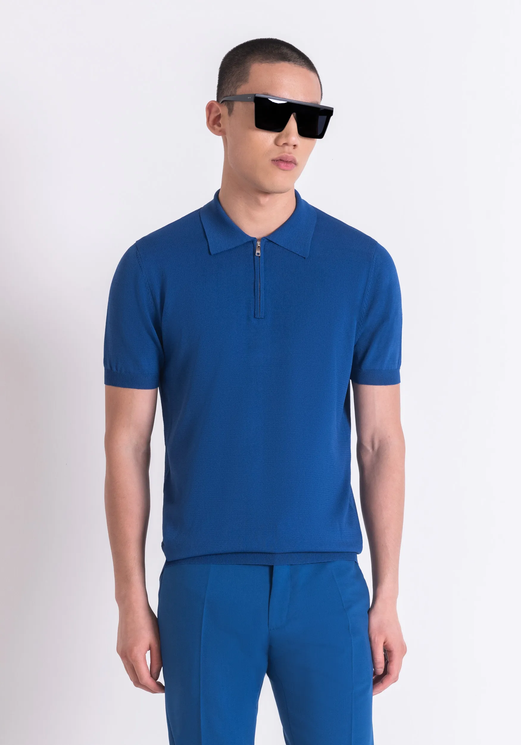 POLO SUPER SLIM FIT DE SUAVE HILADO DE MEZCLA DE VISCOSA CON CREMALLERA