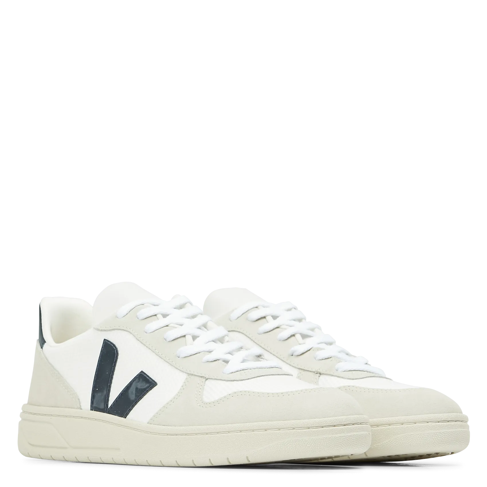 VEJA V10 - Baskets V-10 B-Mesh en blanco